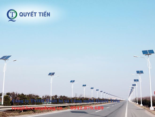 Đèn đường năng lượng mặt trời 90W