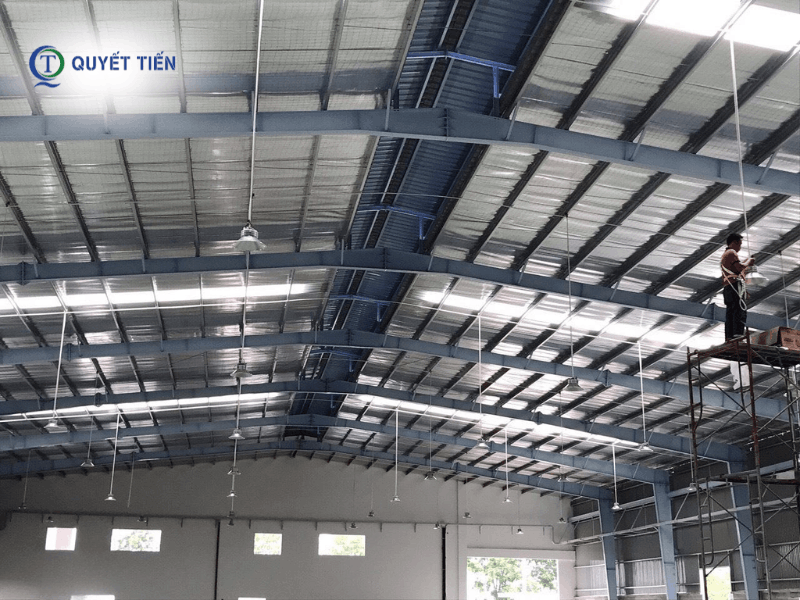 Nhà xưởng lắp đèn LED Highbay HB02